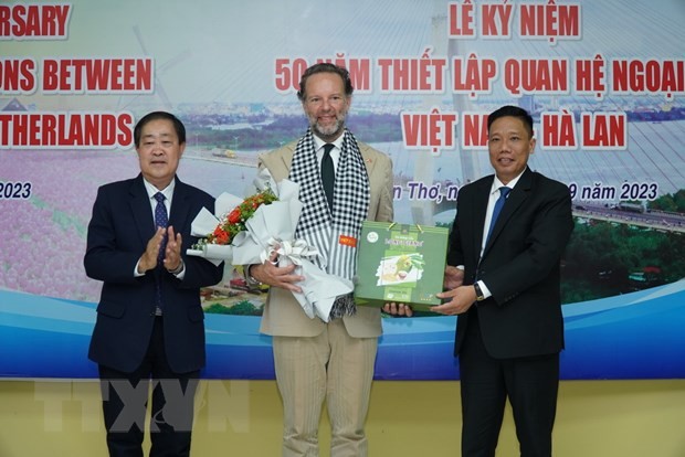 ttxvn-vietnam-ha-lan-1-1695661170.jpg