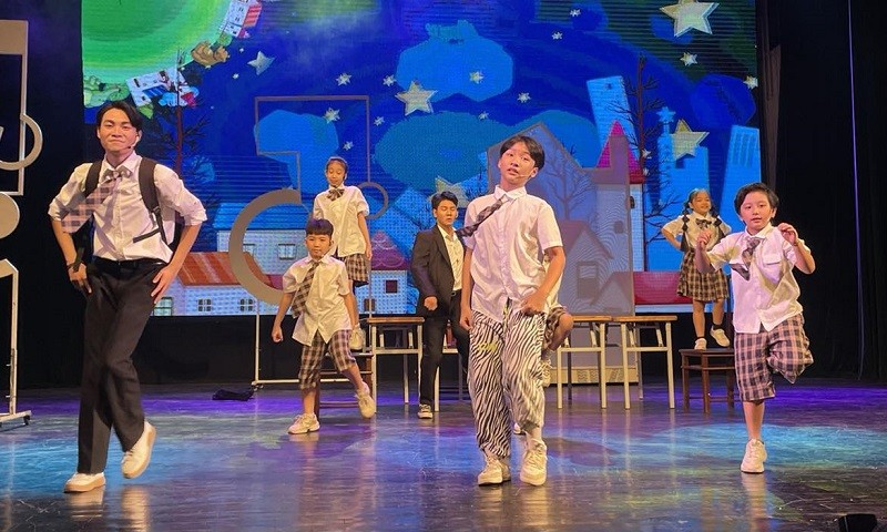 anh-3-hinh-anh-vo-dien-6168jpg-1698199633.jpg