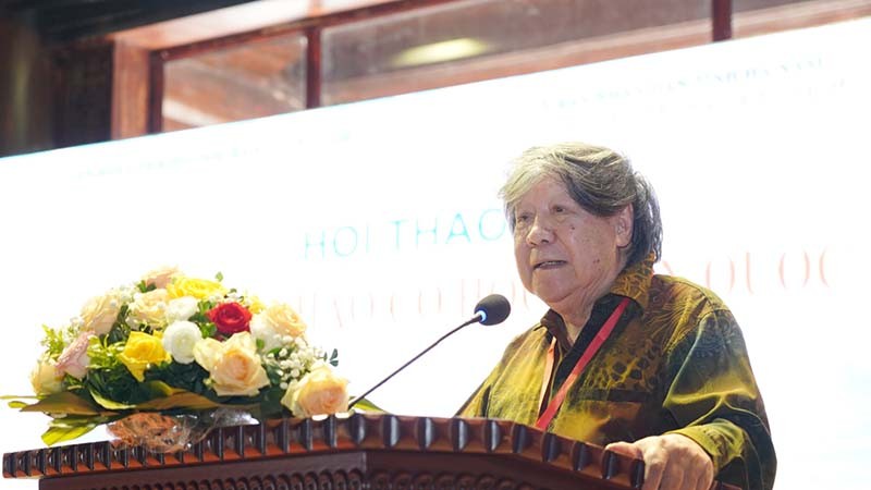 ddt1-giao-su-nha-su-hoc-le-van-lan-phat-bieu-tai-hoi-thao-8776jpg-1698980108.jpg