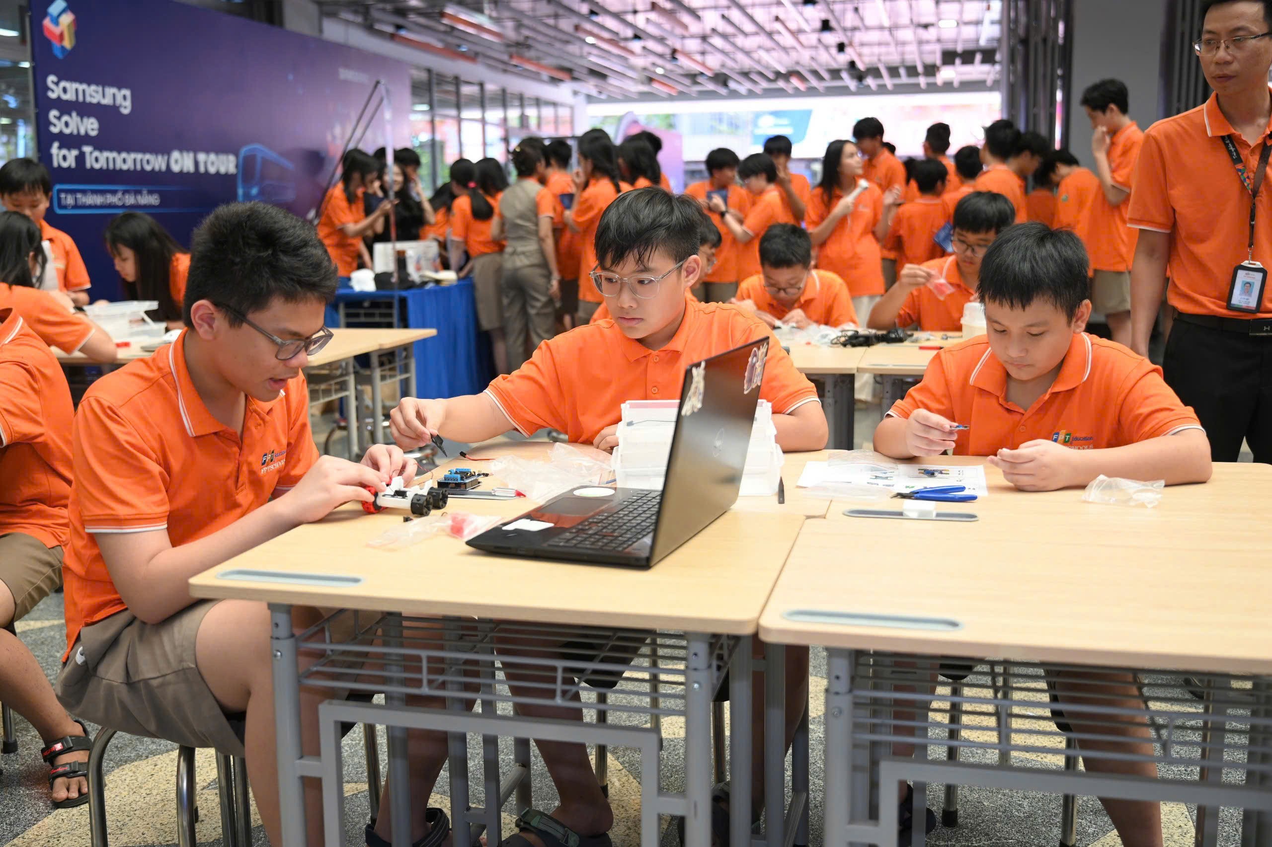 samsung-solve-for-tomorrow-2025-pld-1747901638.jpg