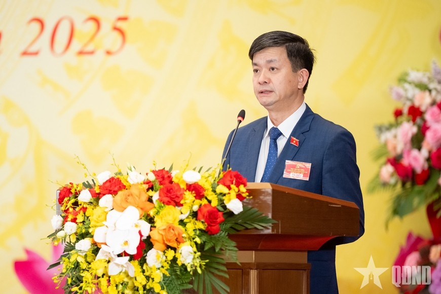 le-quang-tung-1752720514.jpg