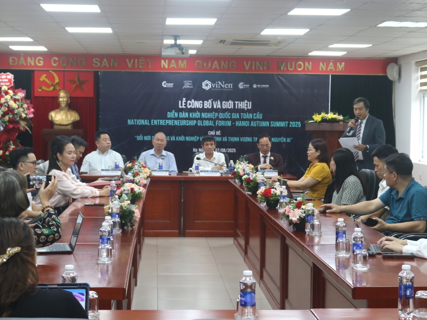 dien-dan-khoi-nghiep-quoc-gia-toan-cau-pld-1754583791.jpg