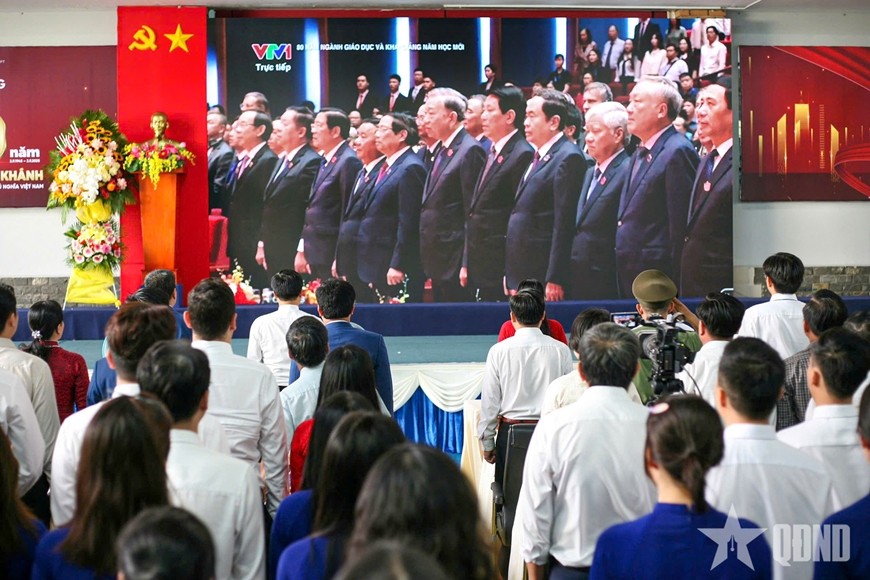 khai-giang-nam-hoc-moi-tp-ho-chi-minh-2-1-1757057826.jpg