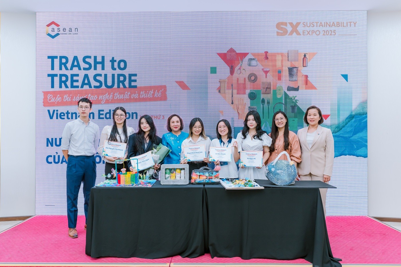 trash-to-treasure-viet-nam-pld-1757728976.JPG