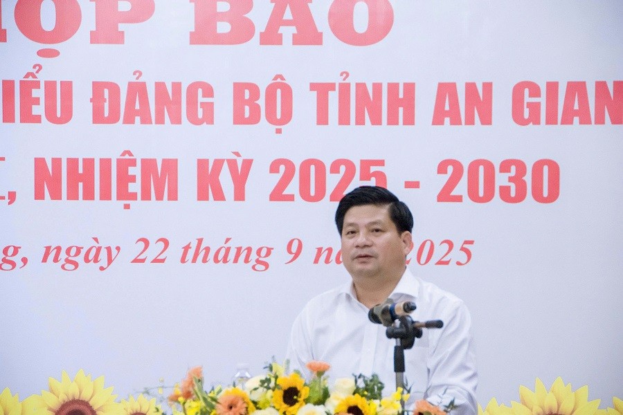 ag2-1758551831.jpg