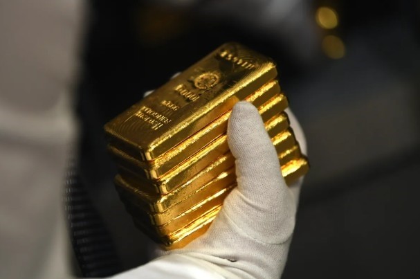 gold-2-1762742685.jpg