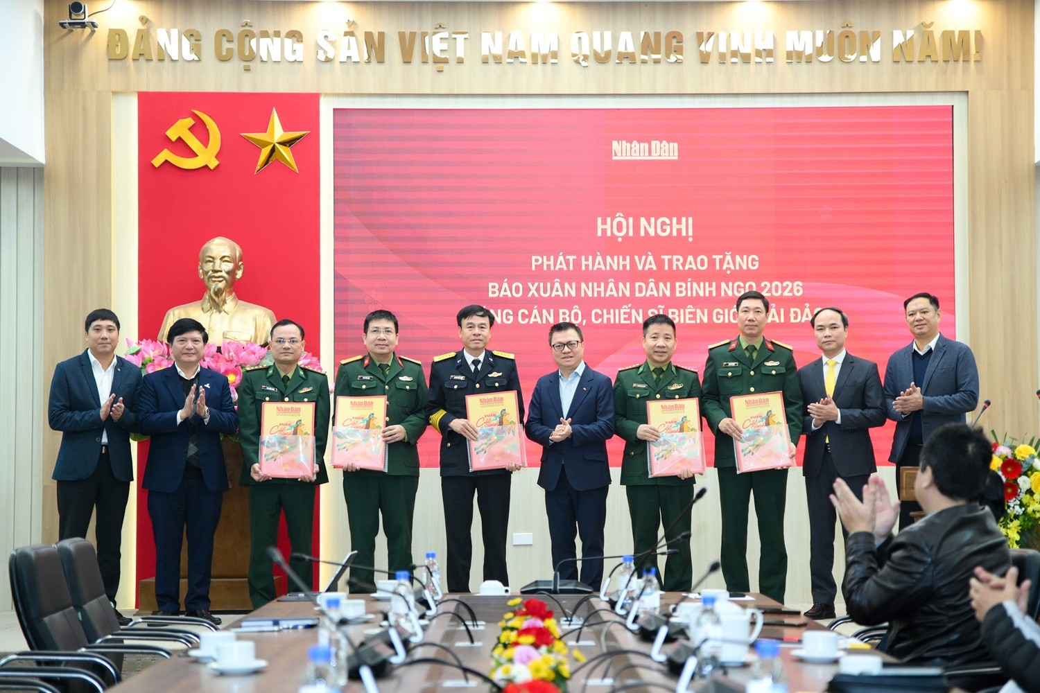 trao-tang-bao-xuan-pld-1769491529.jpg