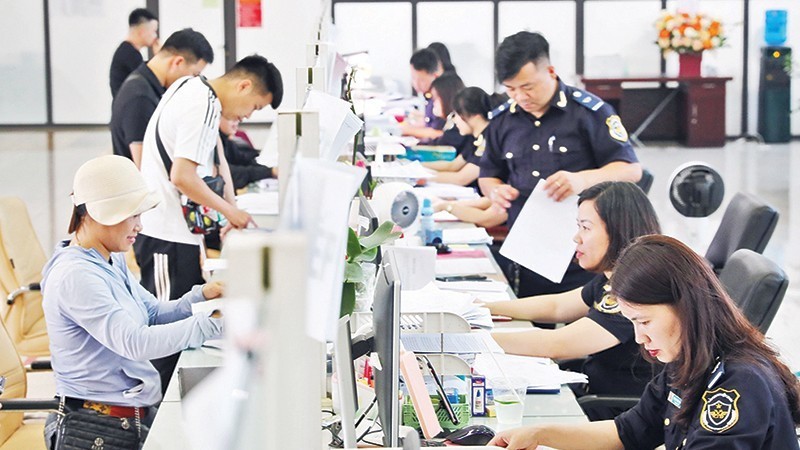 thu-tuc-thong-quan-1772251051.jpg
