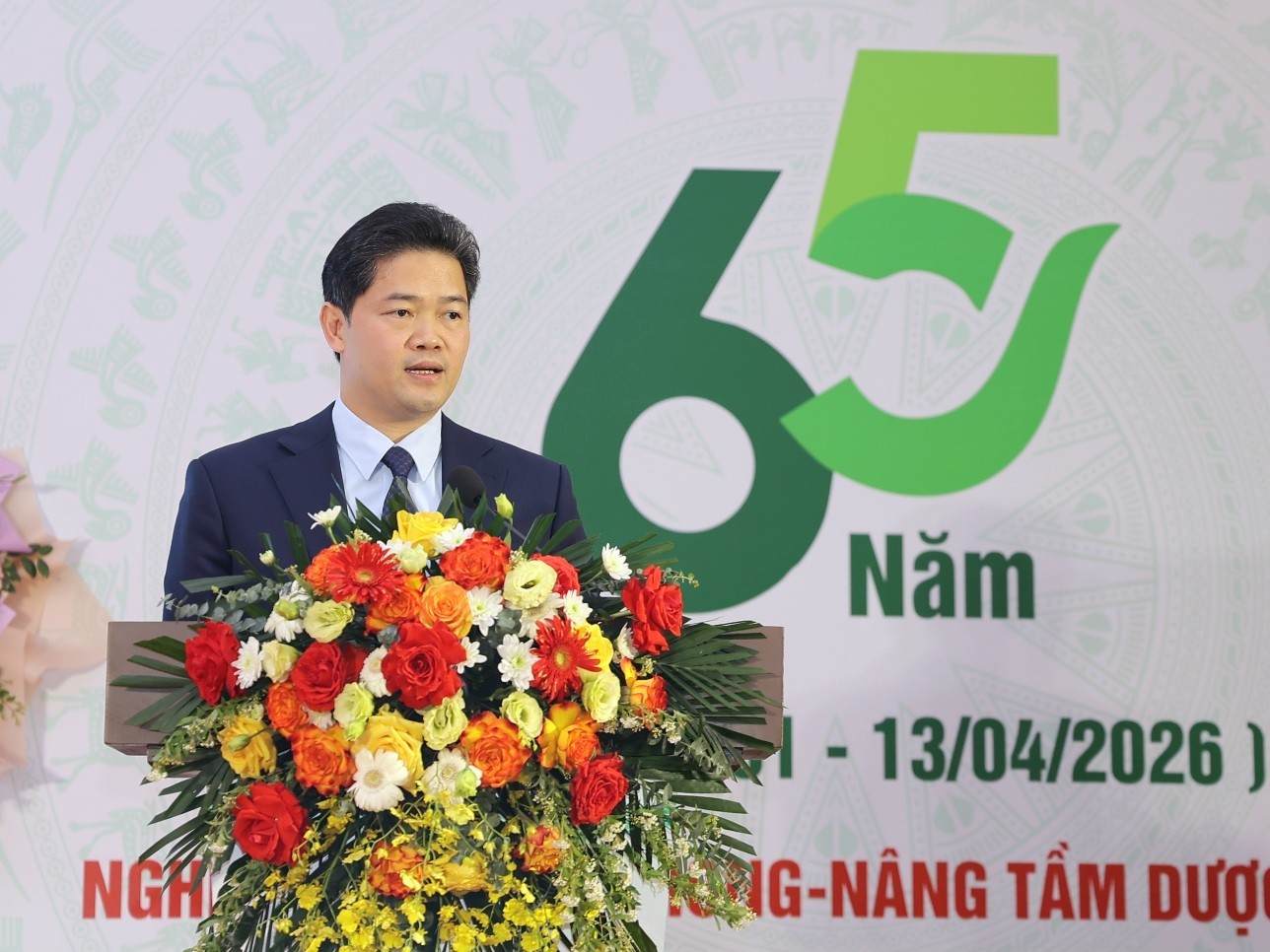 thu-truong-thuong-truc-bo-y-te-vu-manh-ha-pld-1775829179.jpg