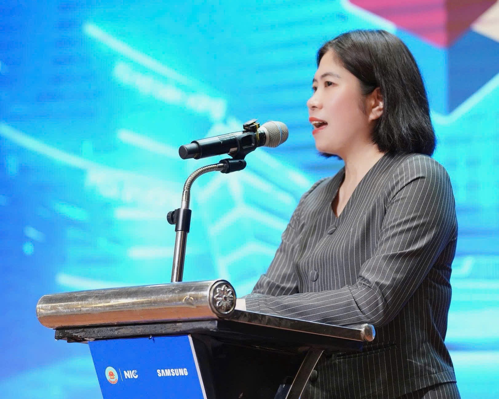 ba-tan-anh-pld-1778849996.jpg