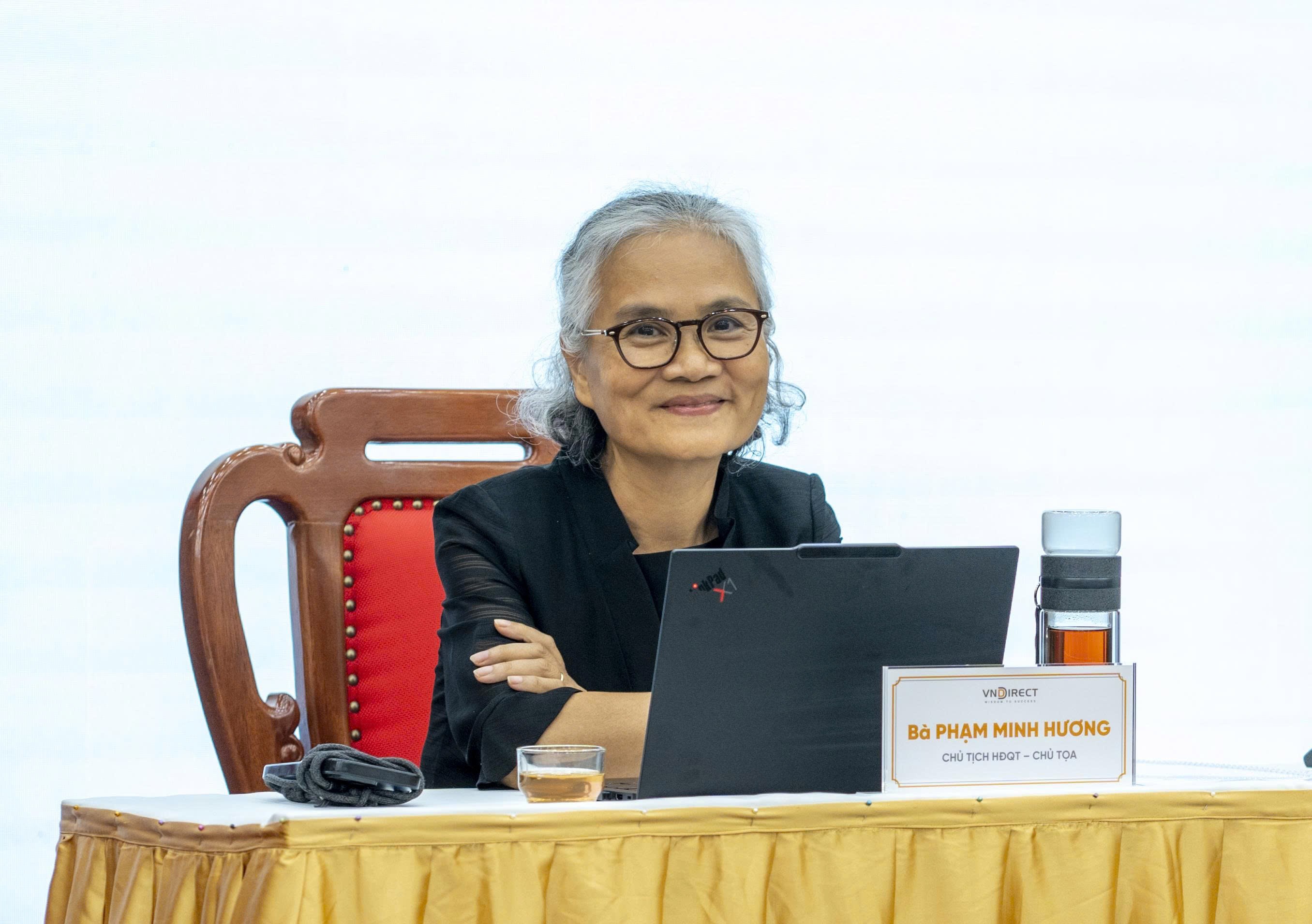ba-pham-minh-huong-pld-1779096691.jpg