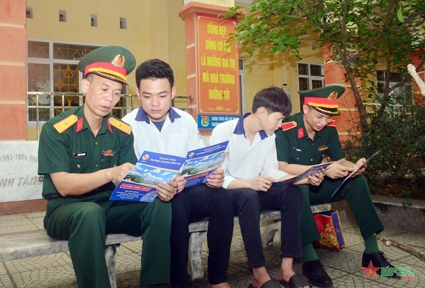 tuyen-sinh-1779182667.jpg