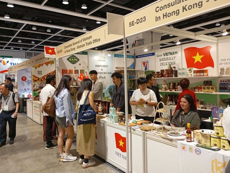 hoi-cho-quoc-te-1782470467644341101232-1782529748.jpg
