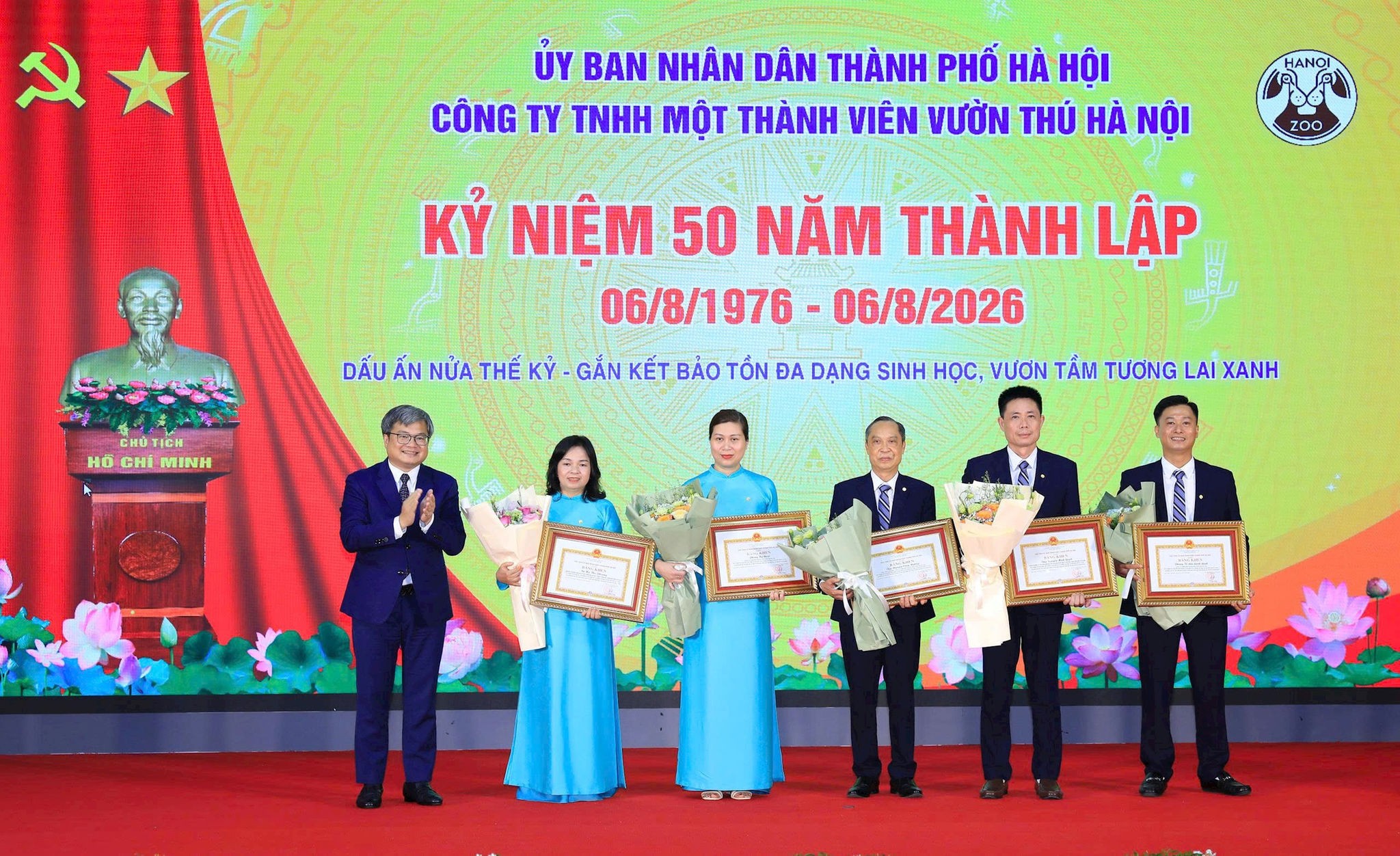 cong-vien-thu-le-pld-1786020475.jpg