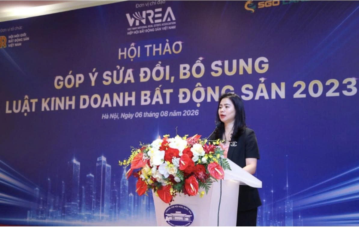 ba-hoang-thu-hang-pld-1786073075.jpg