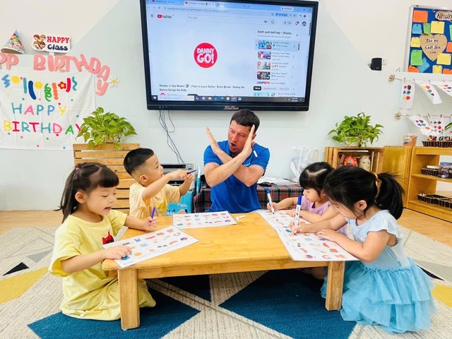 truong-20-10-17863621505461282461568-1786423198.jpg