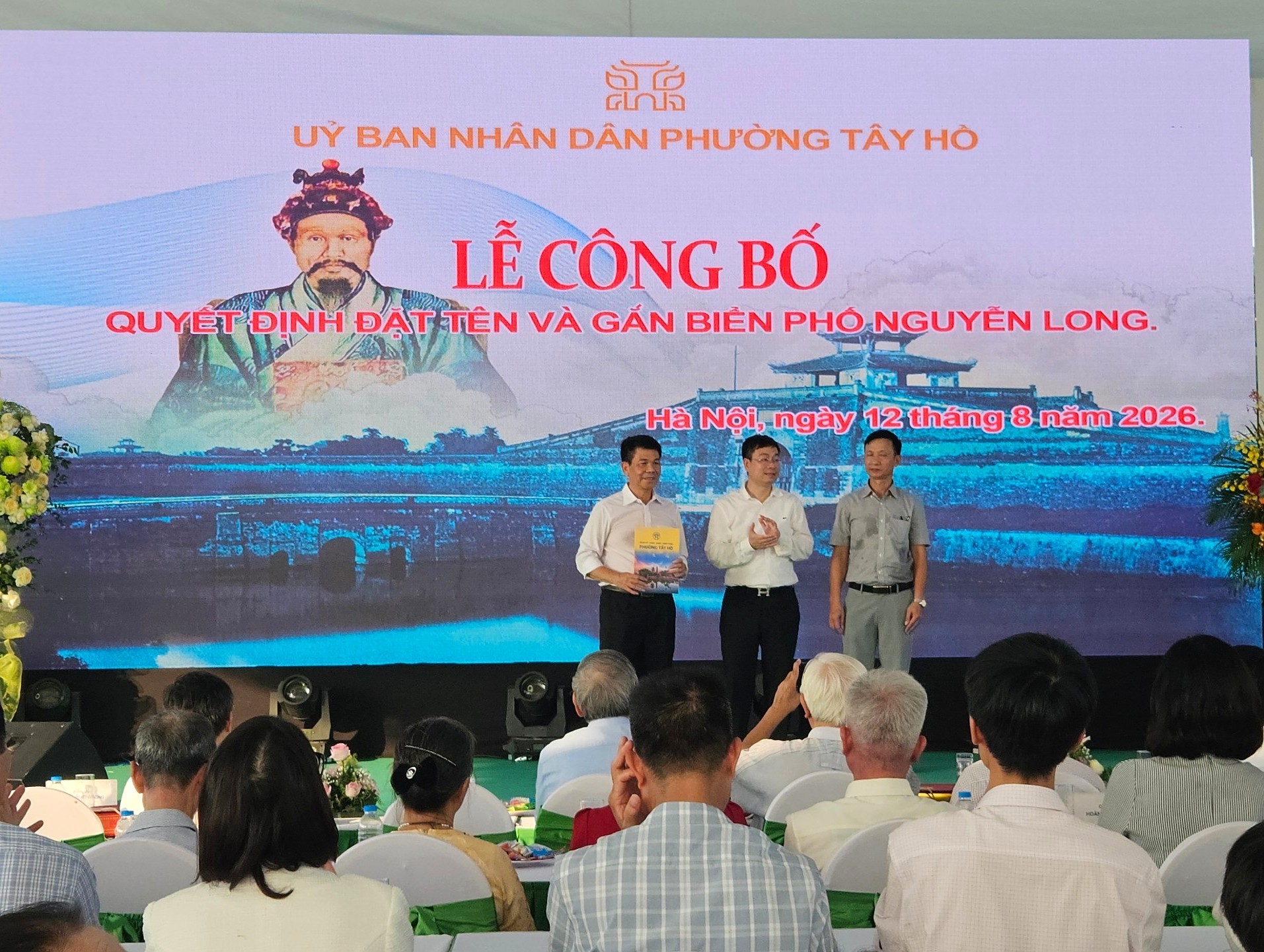 phuong-tay-ho-pld-1786541393.jpg