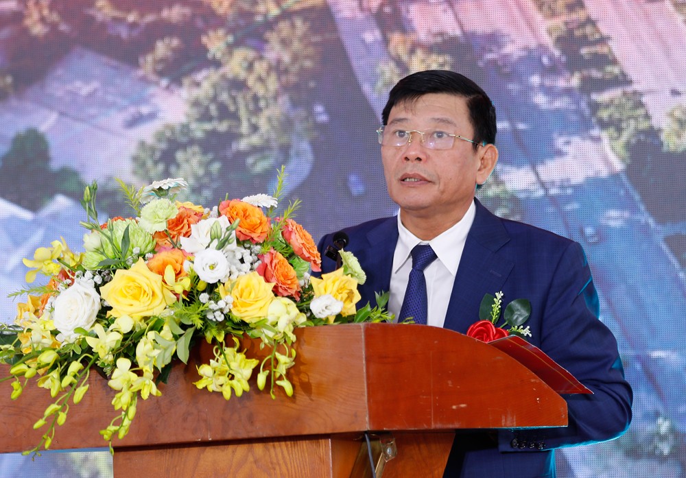 ong-ngo-tan-phuong-1789545246.jpg