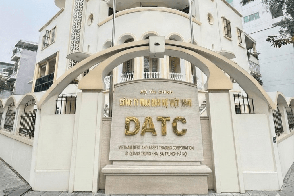 cong-ty-tnhh-mtv-mua-ban-no-viet-nam-datc-1789621904.png