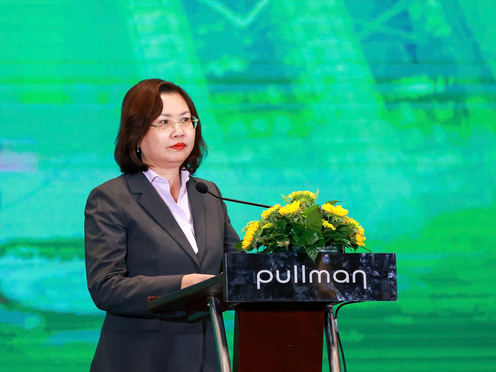 ba-vu-thi-chan-phuong-1790134690.jpg