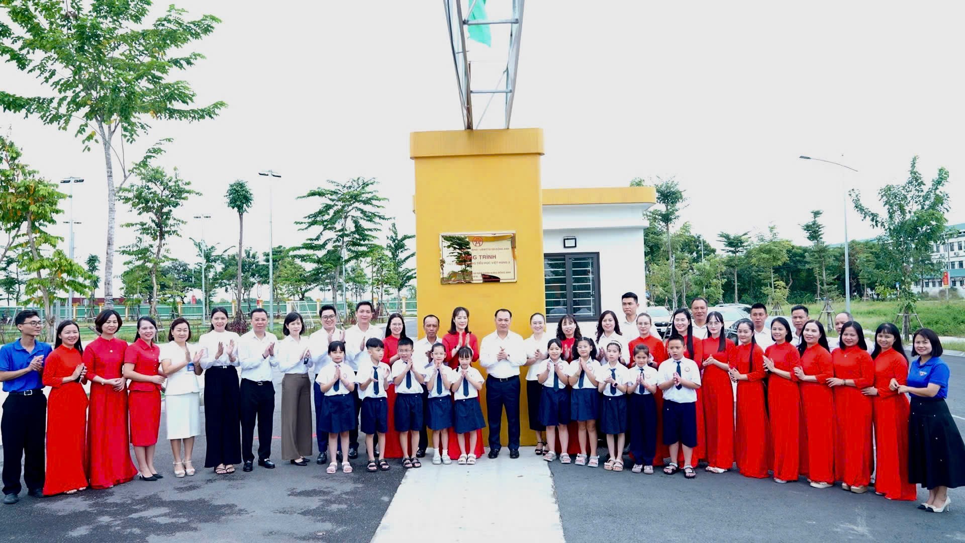 truong-tieu-hoc-viet-hung-2-1791210883.jpg