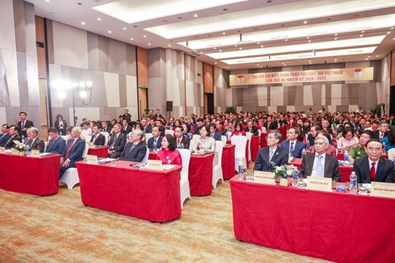 quang-canh-17913503210141305294860-1791363324.jpg