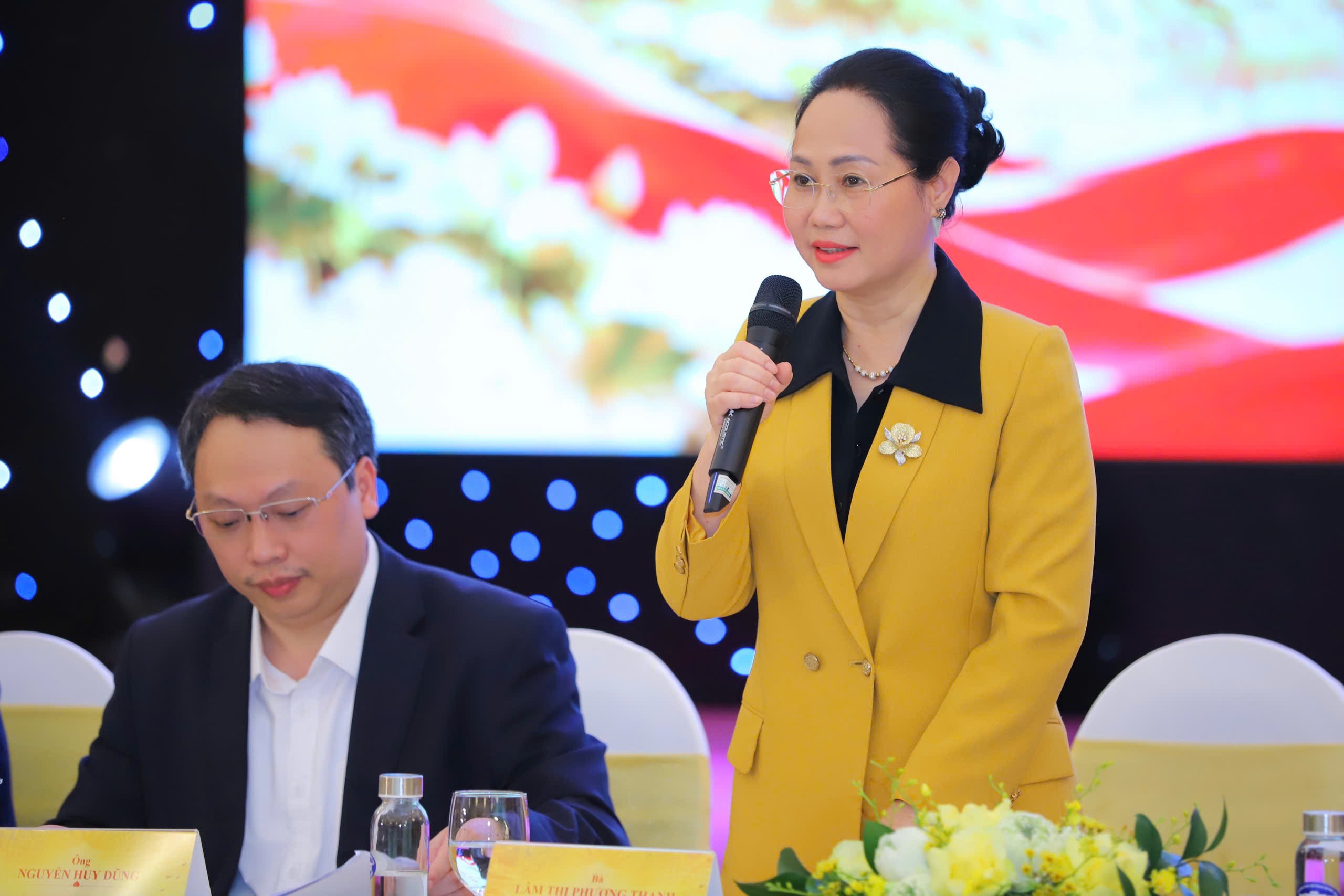 bo-truong-bo-van-hoa-the-thao-va-du-lich-lam-thi-phuong-thanh-1791817378.jpg