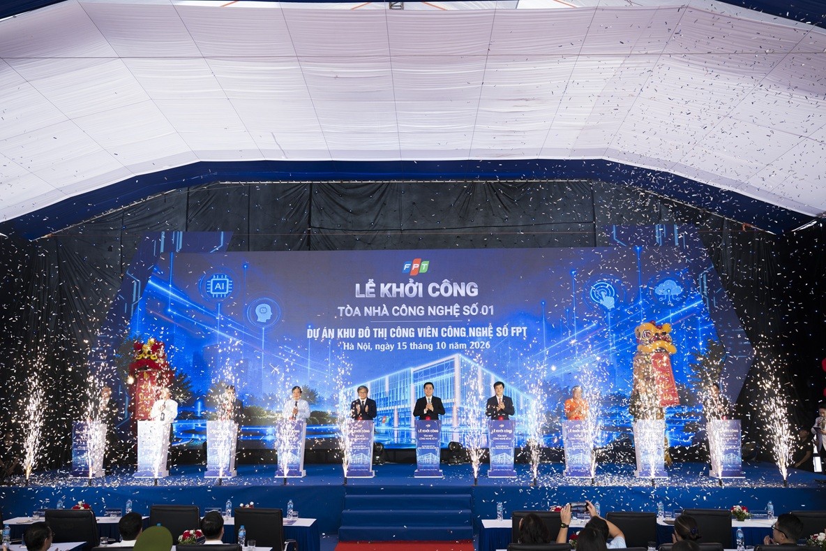 tap-doan-fpt-1792036058.JPG