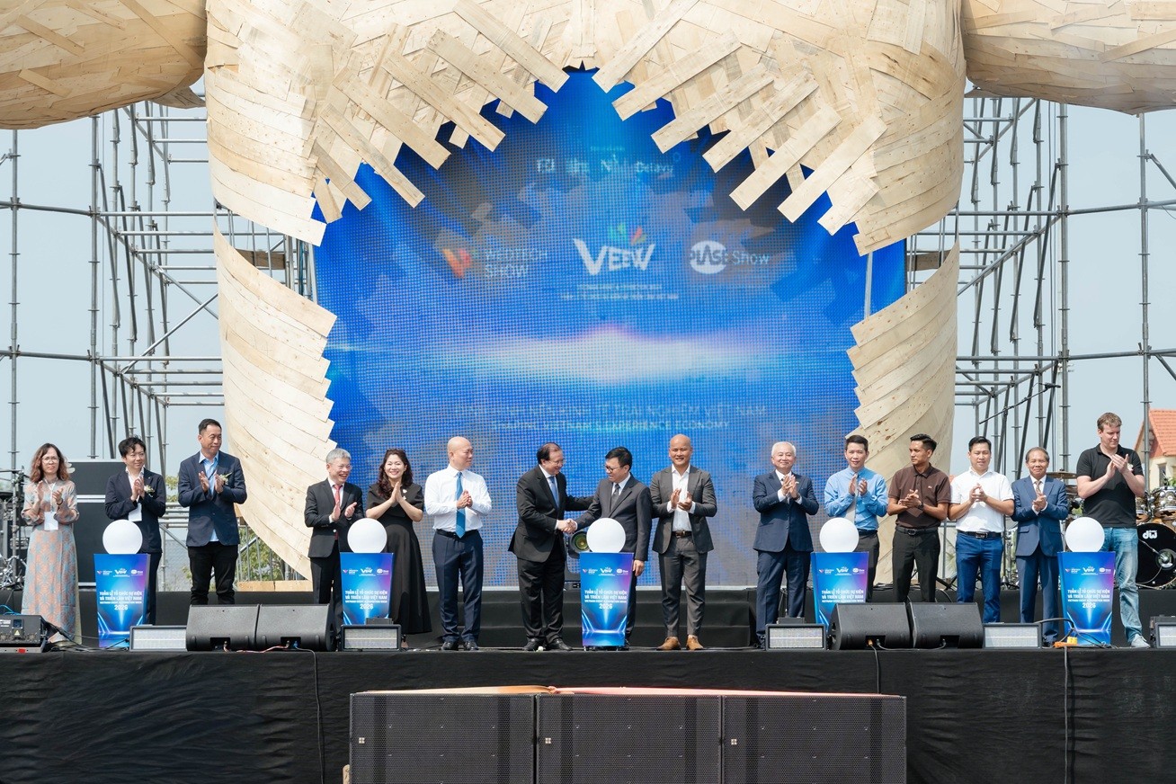 veew-2026-1792233140.jpg