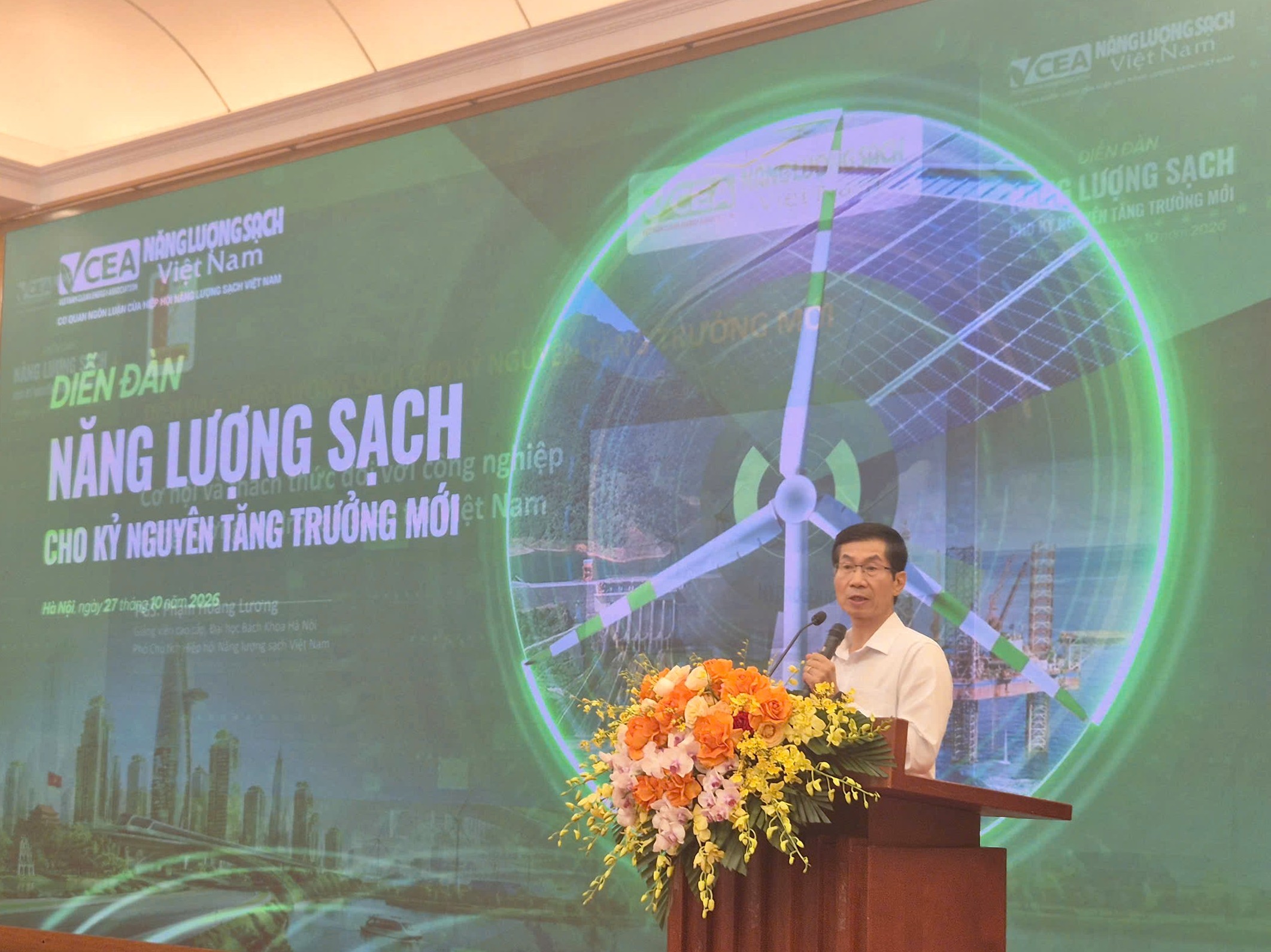 pgsts-pham-hoang-luong-1793113999.jpg