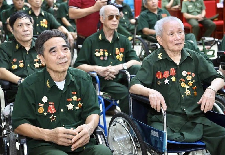 sua-doi-phap-lenh-nguoi-co-cong-17931724427341366589491-1793178168.jpg