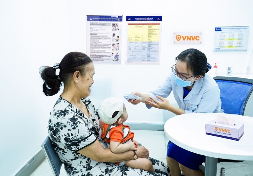 vnvc-ra-mat-vac-xin-cum-cong-nghe-moi-dang-xit-1793180377.jpg