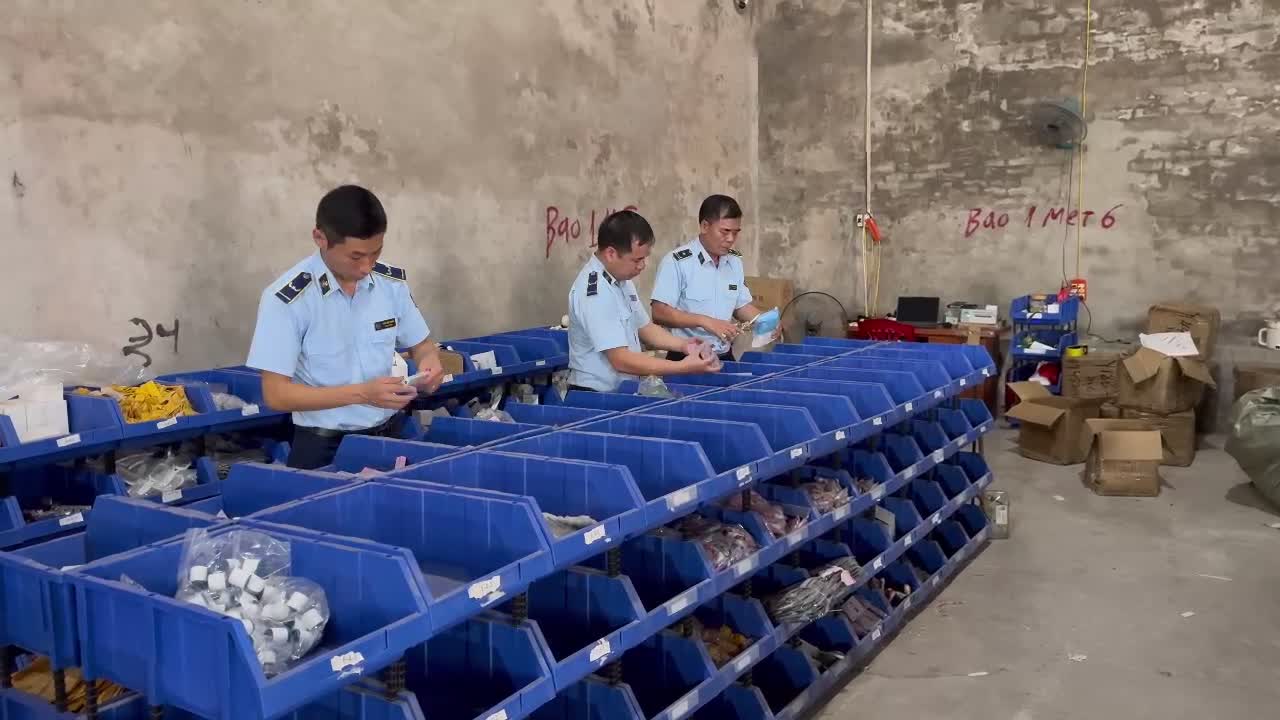 quan-ly-thi-truong-quang-ninh-pld-1752041967.mp4