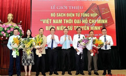 Ra mắt bộ sách điện tử “Việt Nam thời đại Hồ Chí Minh - Biên niên sử truyền hình”
