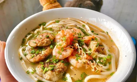 Quảng Bình: Cháo canh cá lóc, cháo hàu Quán Hàu nằm trong top những món đặc sản của Việt Nam