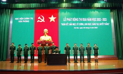 Văn phòng Học viện Chính trị tổ chức Lễ phát động phong trào thi đua quyết thắng năm học 2022 - 2023