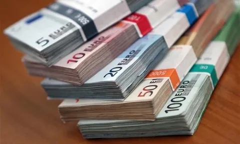 Liên minh châu Âu xem xét ngừng khoản trợ cấp 7,5 tỷ euro cho Hungary
