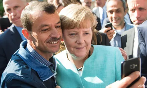 Cựu Thủ tướng Đức Merkel được LHQ trao Giải Nansen vì người tị nạn
