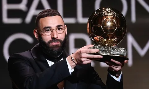 Tiền đạo Karim Benzema giành danh hiệu Quả bóng Vàng 2022