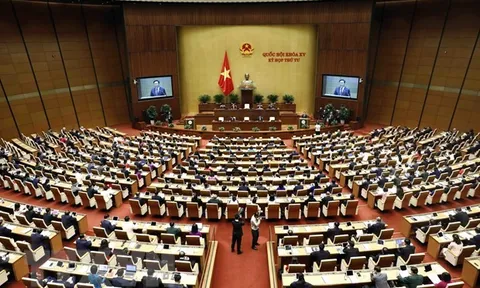 Nội dung chính trong ngày làm việc đầu tiên Kỳ họp thứ 4 của Quốc hội
