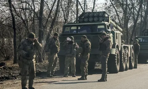 Thụy Sĩ từ chối lời kêu gọi của Đức xuất khẩu đạn dược sang Ukraine