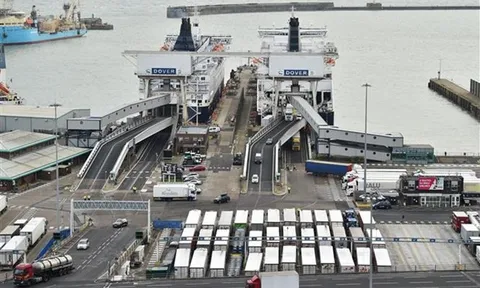Ngân hàng trung ương Anh nhận định Brexit làm tổn hại nền kinh tế