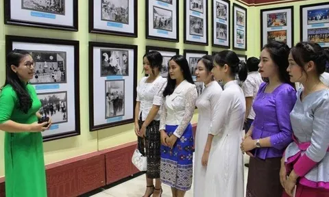 Tổ chức chương trình “Quan hệ hữu nghị đặc biệt Việt Nam-Lào, chuyện kể qua các kỷ vật”