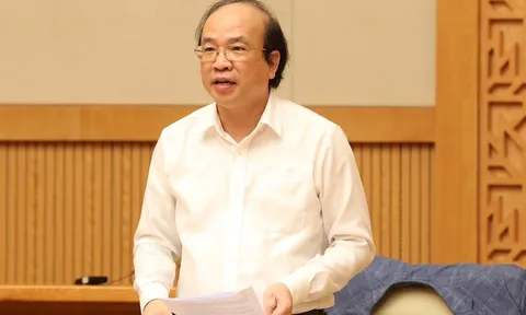 Bổ nhiệm Chủ tịch Viện Hàn lâm Khoa học xã hội Việt Nam và Chính ủy Tổng cục II, Bộ Quốc phòng