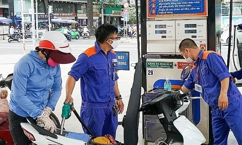 Đề xuất điều chỉnh thuế bảo vệ môi trường đối với xăng, dầu