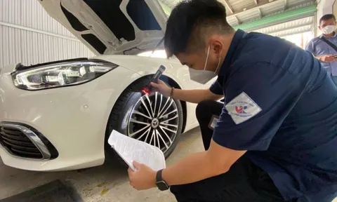 Cục Đăng kiểm Việt Nam thông tin việc xe nguyên bản một đèn lùi vẫn đạt đăng kiểm