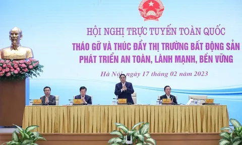 Thủ tướng Phạm Minh Chính chủ trì Hội nghị trực tuyến toàn quốc “tháo gỡ và thúc đẩy thị trường bất động sản phát triển an toàn, lành mạnh, bền vững”.