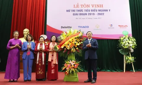Tôn vinh 51 nữ trí thức tiêu biểu ngành y giai đoạn 2019-2022