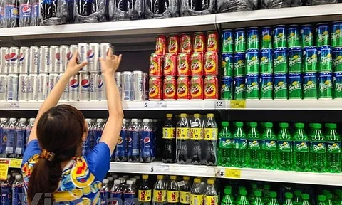 Bộ Tài chính muốn đánh thuế tiêu thụ đặc biệt với nước ngọt, doanh nghiệp xin hoãn 18 tháng