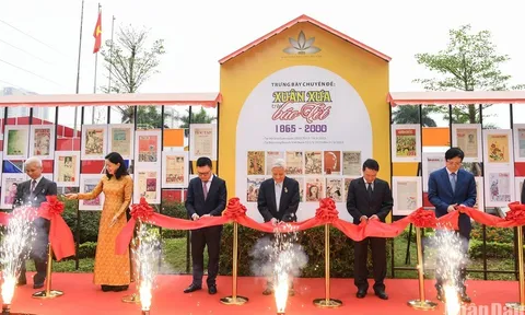Khai mạc trưng bày "Xuân xưa trên báo Tết" tại Hội Báo toàn quốc 2023